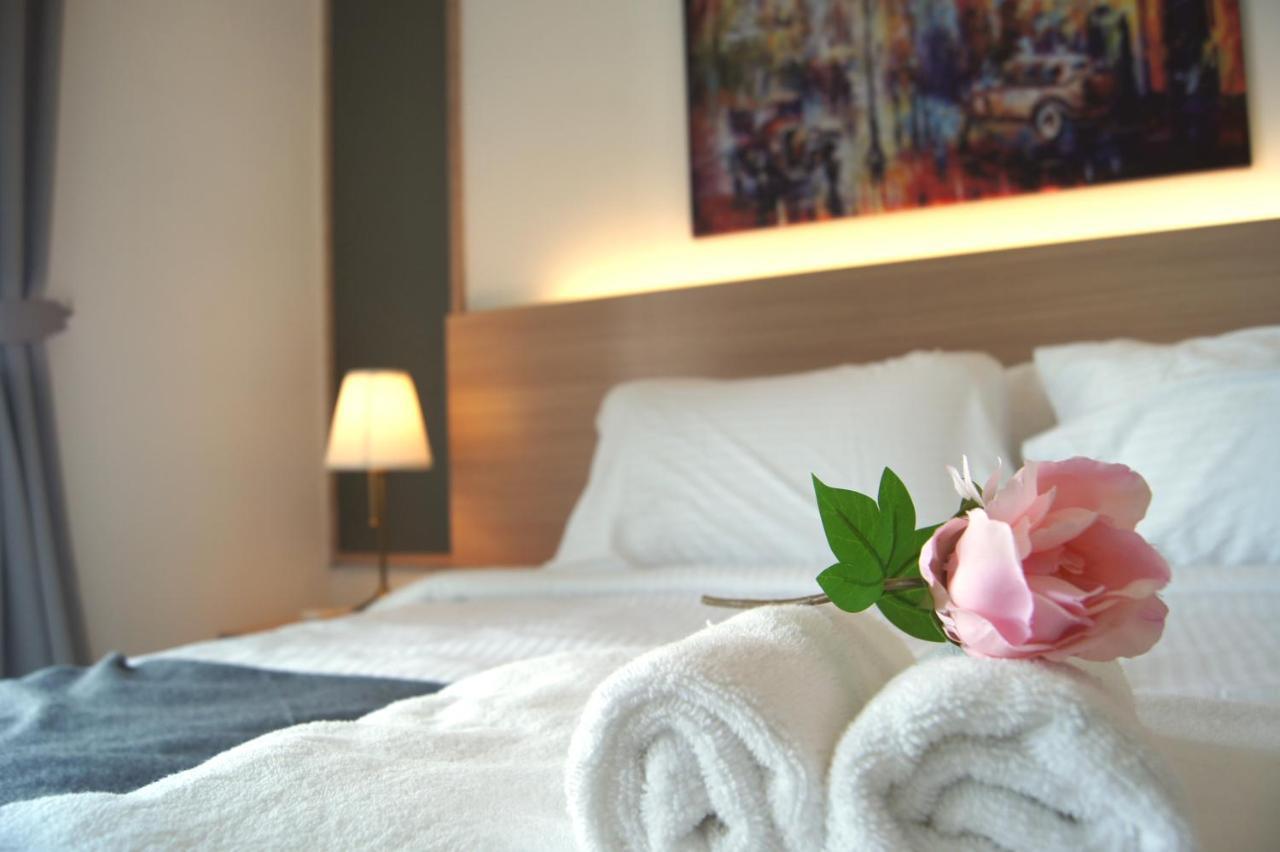 ทวิน แกแล็กซี สวีท บาย ไอโคนิค บลิส Hotel ยะโฮร์บาห์รู ภายนอก รูปภาพ