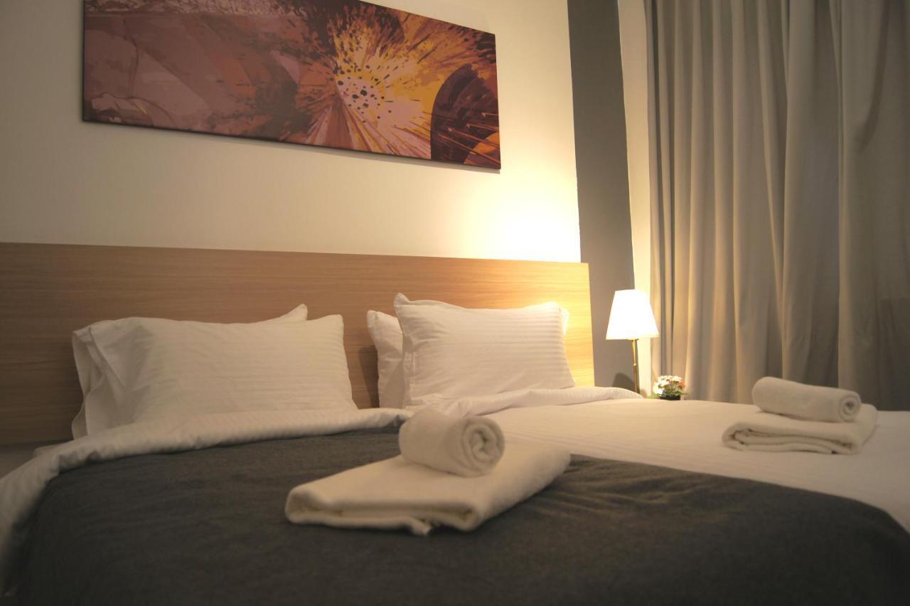 ทวิน แกแล็กซี สวีท บาย ไอโคนิค บลิส Hotel ยะโฮร์บาห์รู ภายนอก รูปภาพ