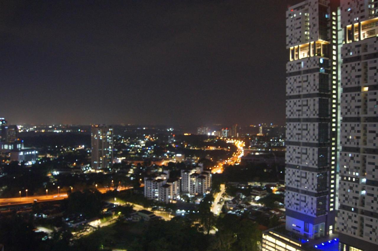 ทวิน แกแล็กซี สวีท บาย ไอโคนิค บลิส Hotel ยะโฮร์บาห์รู ภายนอก รูปภาพ