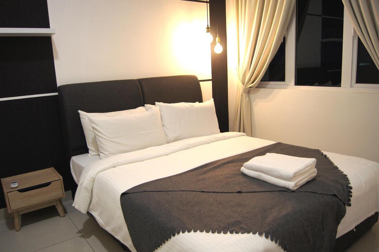 ทวิน แกแล็กซี สวีท บาย ไอโคนิค บลิส Hotel ยะโฮร์บาห์รู ภายนอก รูปภาพ